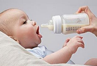 宝宝的奶粉怎么选，到底选择什么牛奶好？