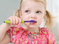 宝宝多大刷牙合适？最全宝宝刷牙知识讲解