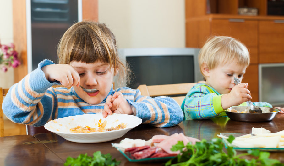 孩子为什么容易积食，平时该怎么注意？