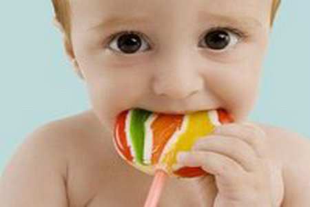 宝宝经常吃甜食会有什么危害呢？