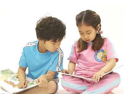 早教班可以让孩子在入幼儿园之前养成良好的习惯! 早教班可以让孩子在入幼儿园之前养成良好的习惯!