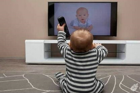 宝宝电视孤独症如何预防？