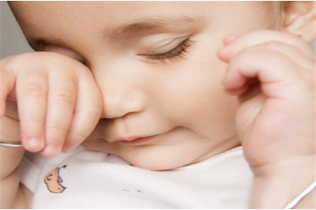 家长如何预防宝宝中耳炎？