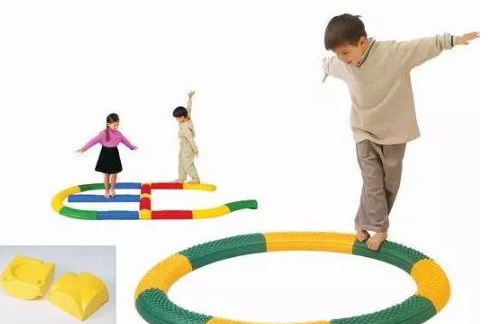 不给孩子做感统训练不是合格妈妈，0-6岁家庭实用感统游戏