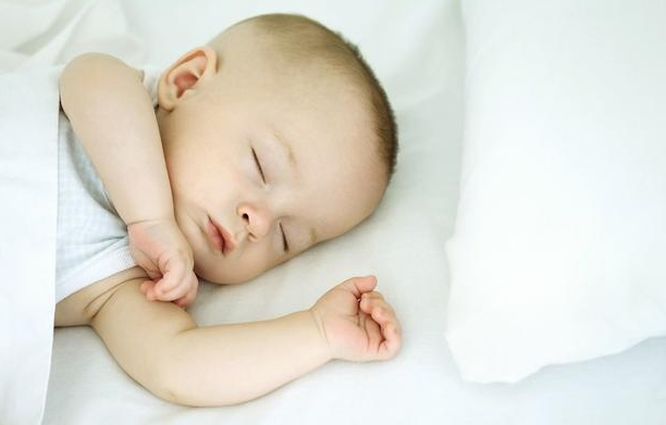 早教机构知识分享：宝宝为什么会晚上频繁醒来