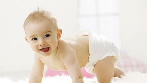 早教知识：宝宝越早笑就越聪明吗？