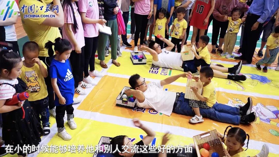 运动宝贝东海早教中心 中国江苏网报道：这家运动宝贝早教中心的创业经历“与众不同”