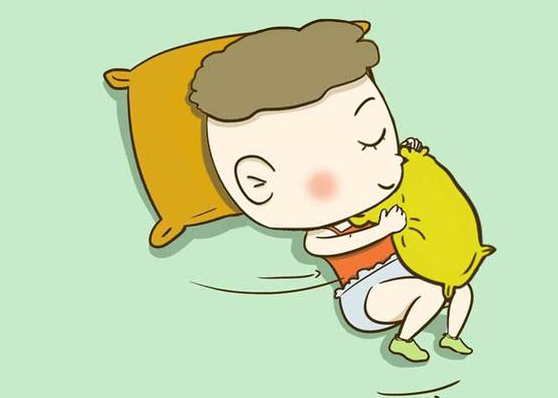 天气冷了，宝宝睡觉要不要穿袜子？听听医生爸爸的意见
