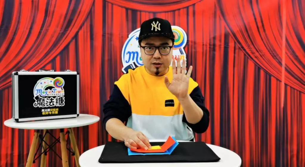 运动宝贝联合「生活魔术师」！打开同伴贝宝APP，一起进入神奇的魔法世界！