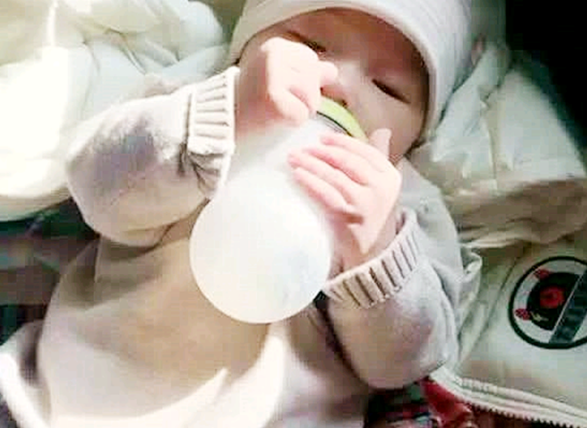新生儿喝水有“讲究”，何时可以给宝宝喝水？宝妈需要多加了解