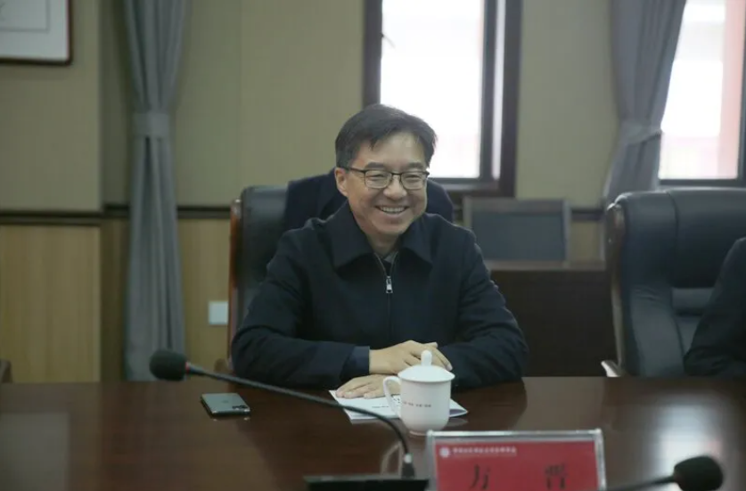 运动宝贝集团与中国发展研究基金会共同参观考察毕节幼儿师范高等专科学校